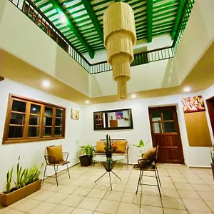 Casa Colonial González Mérida